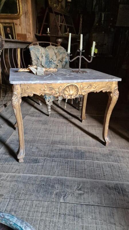 Table de style Louis XV